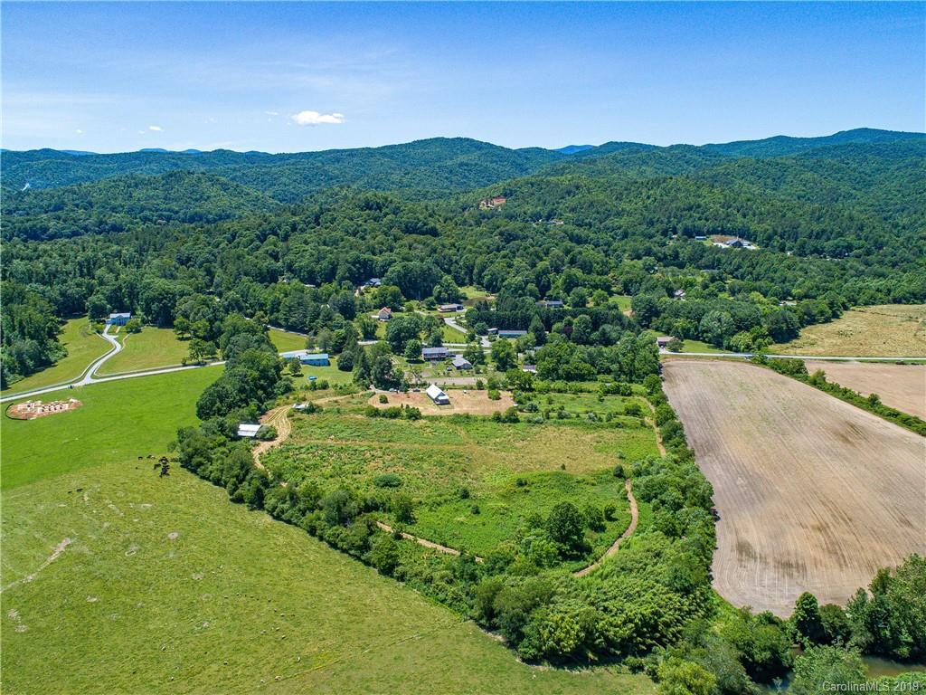 651 Whitmire Road Brevard, NC 28712 - Photo 4 of 32 Gallery Image 4
