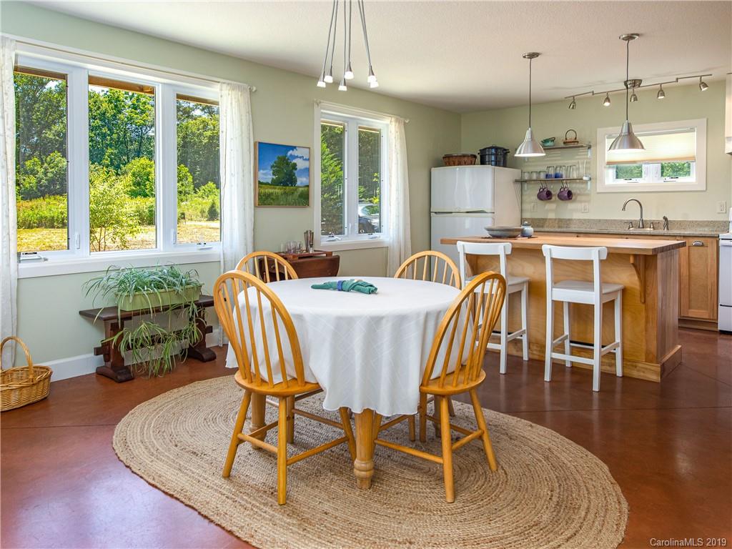 651 Whitmire Road Brevard, NC 28712 - Photo 10 of 32 Gallery Image 10