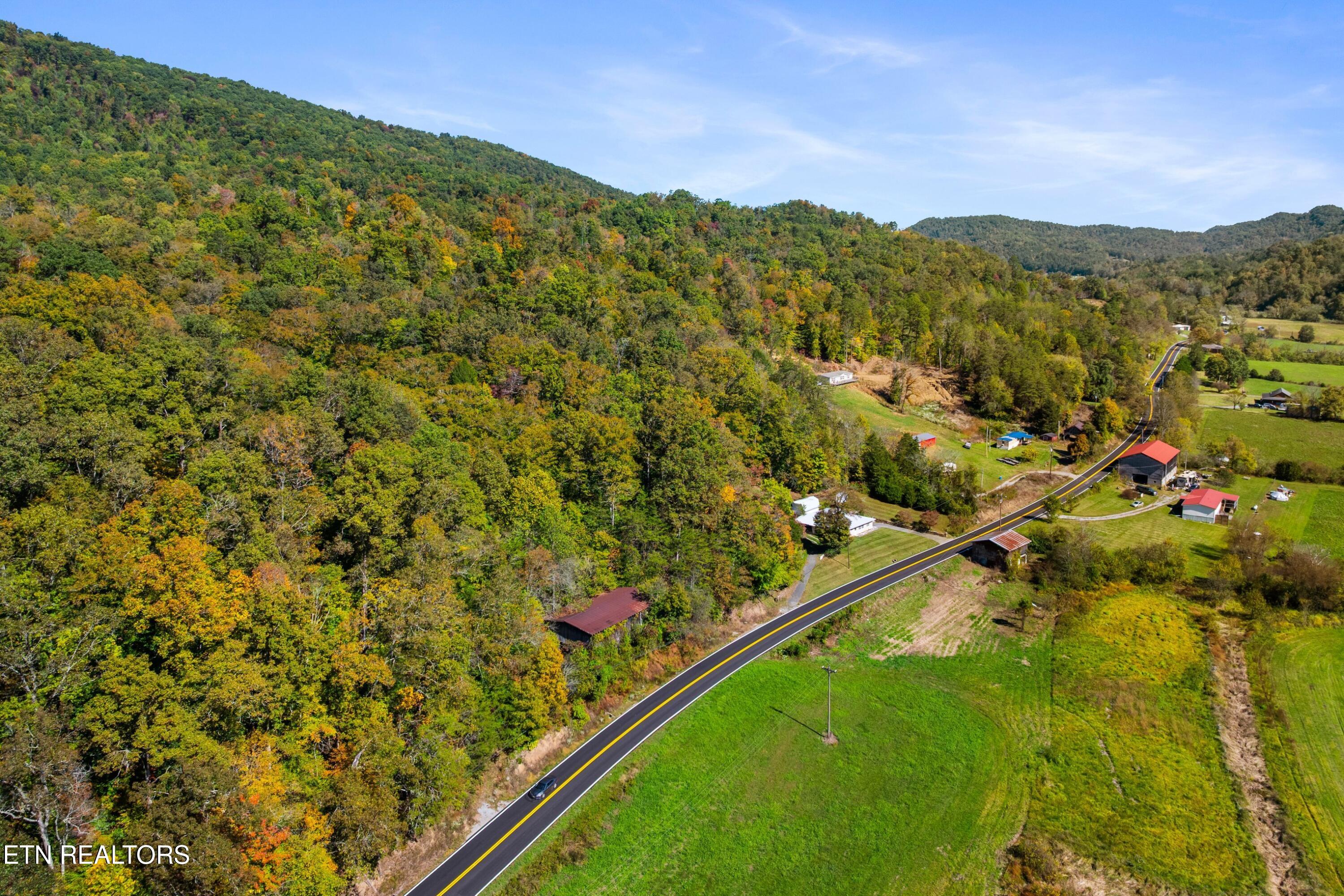 1435 Highway 33 Tazewell, TN 37879 - Photo 21 of 59 017-1435Tennessee33-Tazewell-TN-37879-SM