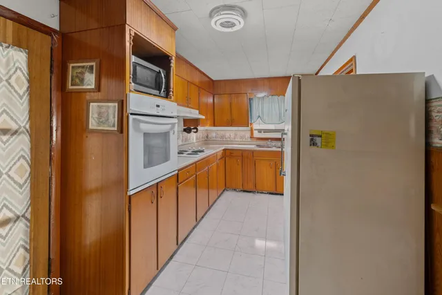 $437,500 | 1435 Highway 33, Tazewell, TN 37879