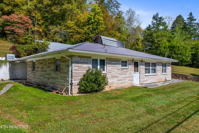 $437,500 | 1435 Highway 33, Tazewell, TN 37879