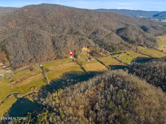 $437,500 | 1435 Highway 33, Tazewell, TN 37879