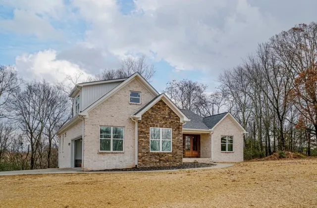 $605,000 | 501 Chestnut Grove Road, Pulaski, TN 38478