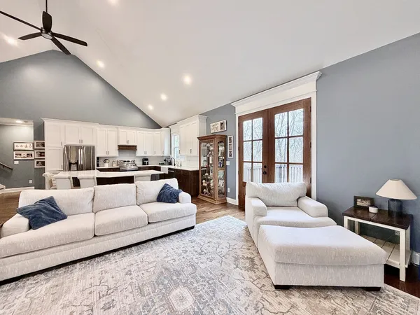 $599,000 | 501 Chestnut Grove Road, Pulaski, TN 38478