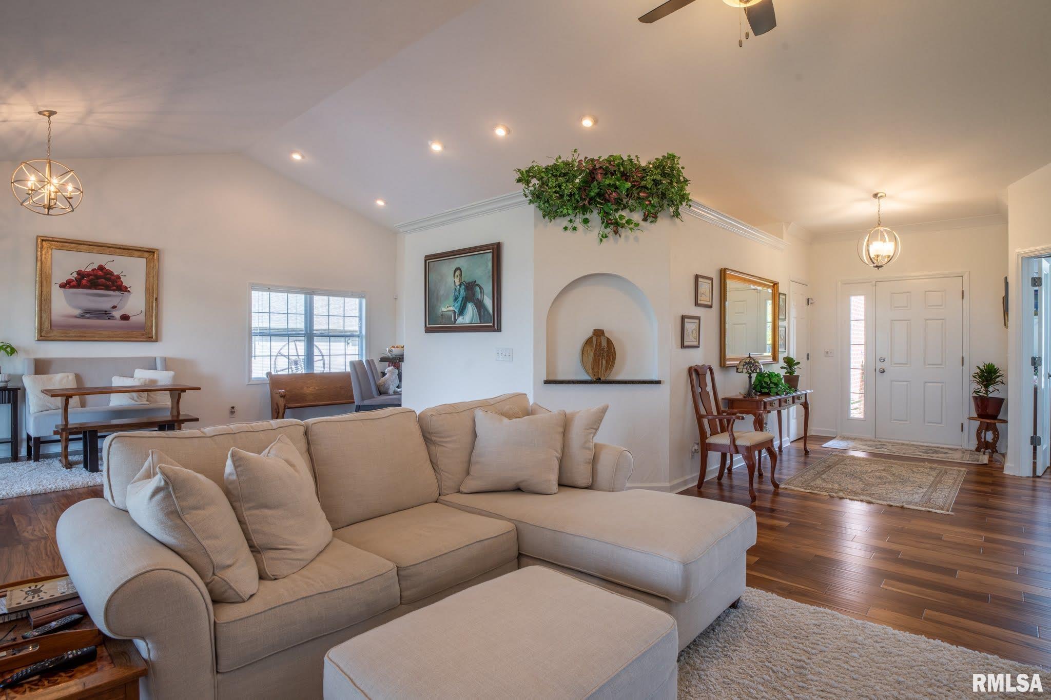 5113 South Cameron Lane Mapleton, IL 61547 - Photo 5 of 52