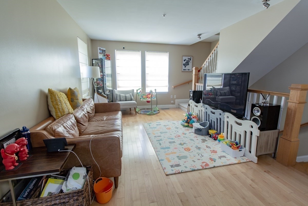 316 Rindge Avenue, Unit 9 Cambridge, MA 02140 - Photo 4 of 15