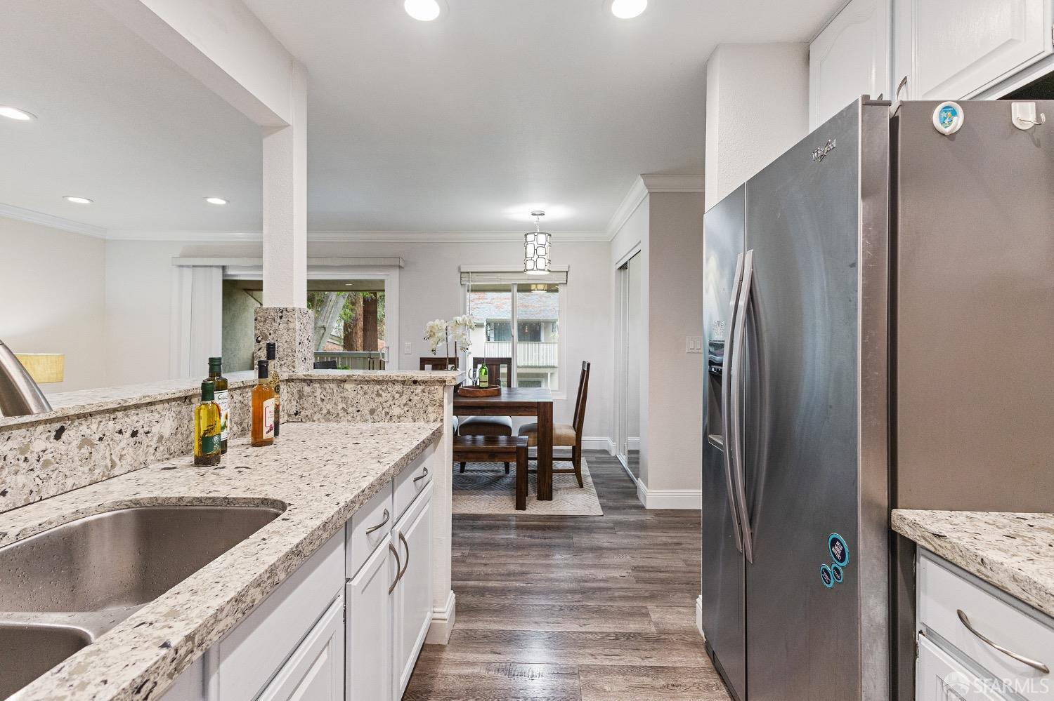 2700 Oak Road, Unit 17 Walnut Creek, CA 94597 - Photo 13 of 41