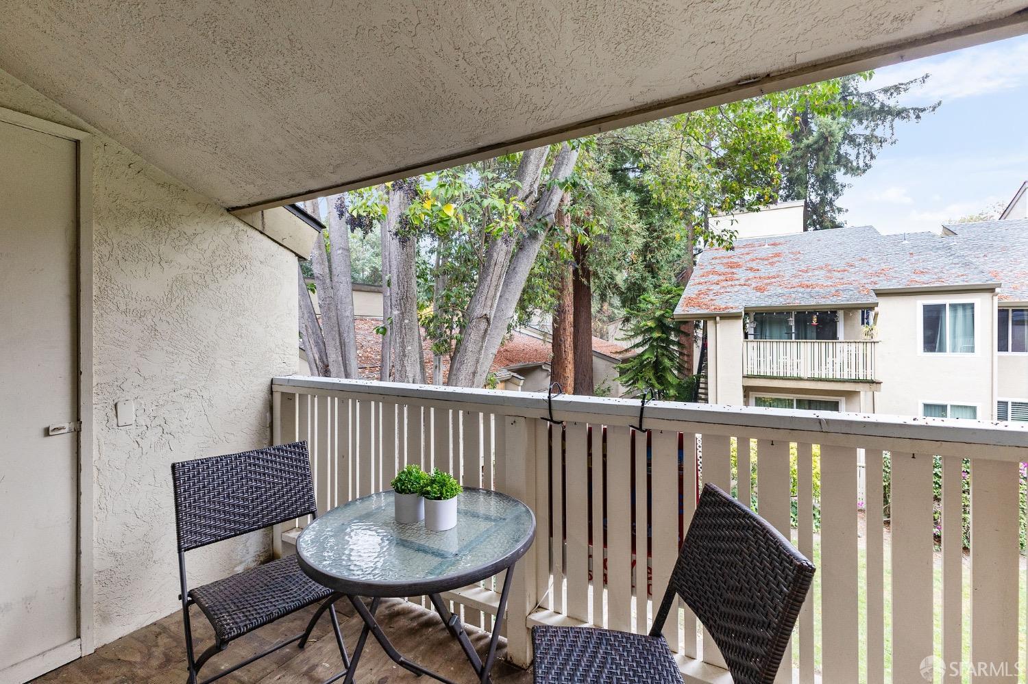 2700 Oak Road, Unit 17 Walnut Creek, CA 94597 - Photo 34 of 41