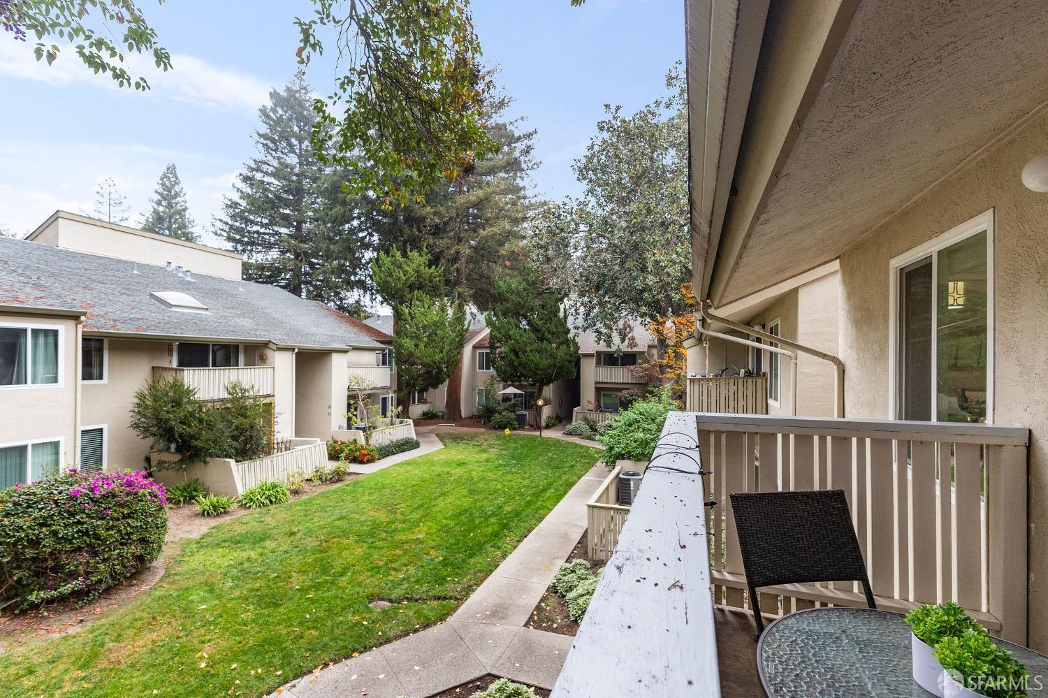 2700 Oak Road, Unit 17 Walnut Creek, CA 94597 - Photo 35 of 41