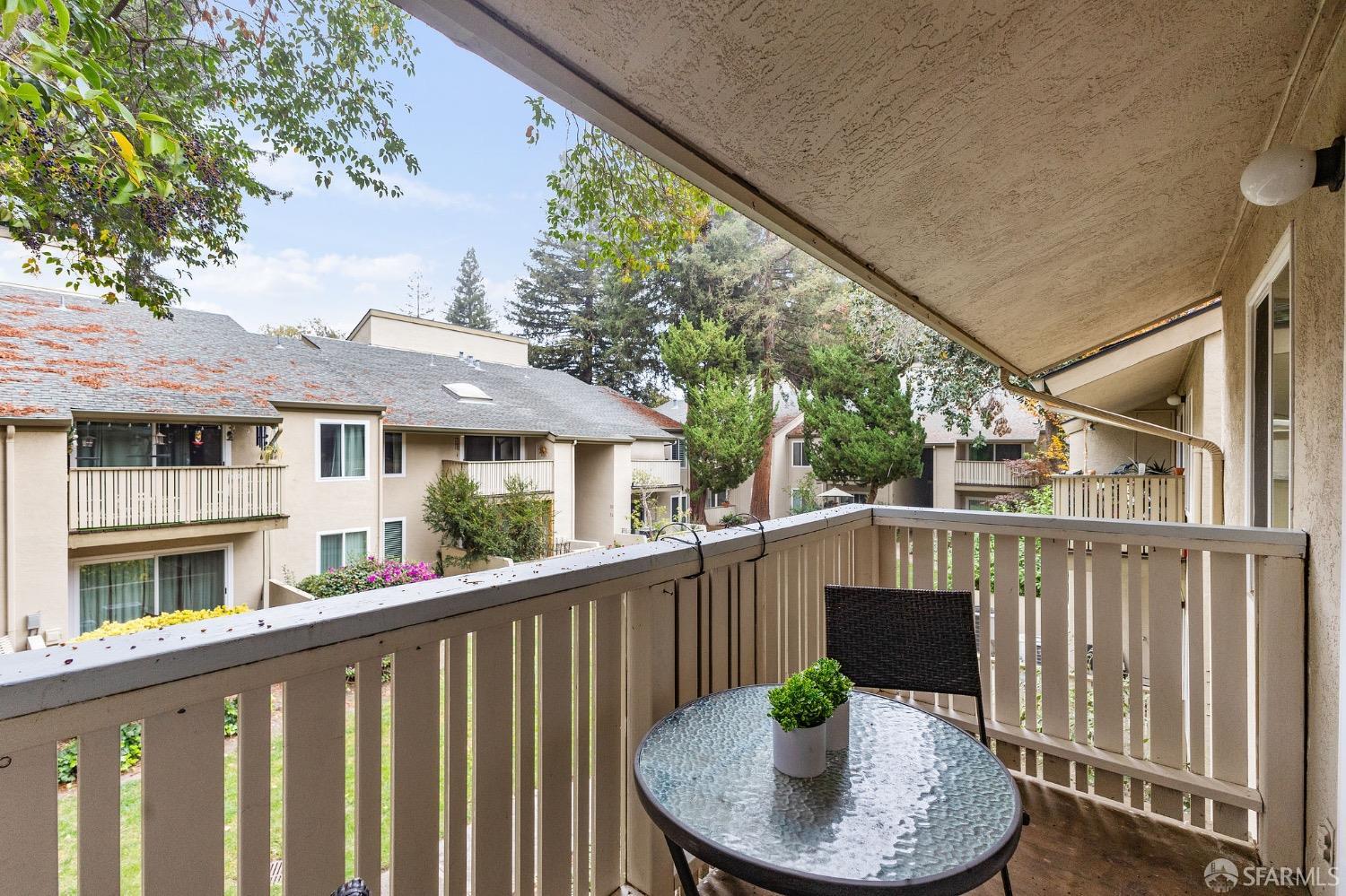 2700 Oak Road, Unit 17 Walnut Creek, CA 94597 - Photo 36 of 41