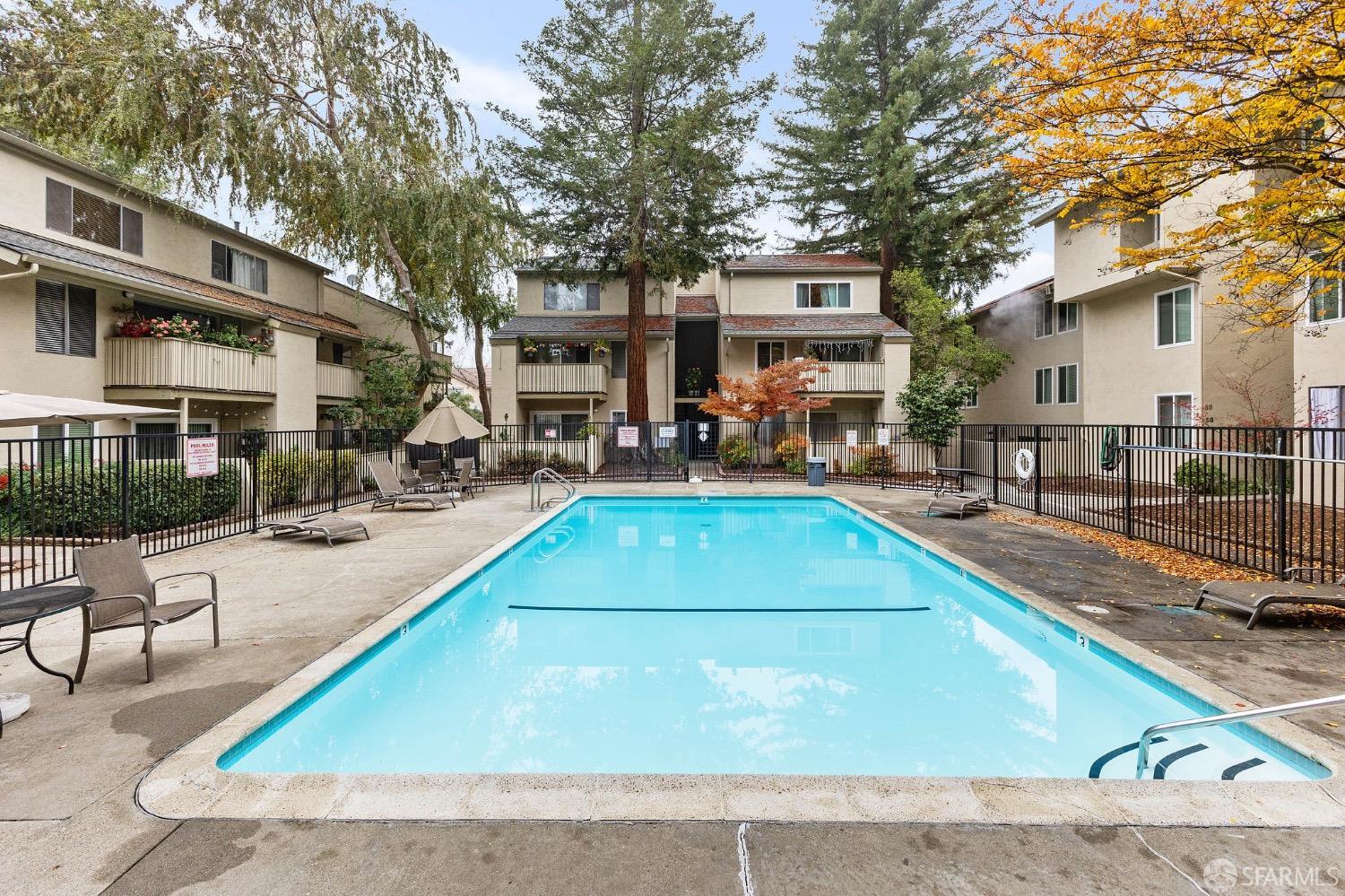 2700 Oak Road, Unit 17 Walnut Creek, CA 94597 - Photo 37 of 41