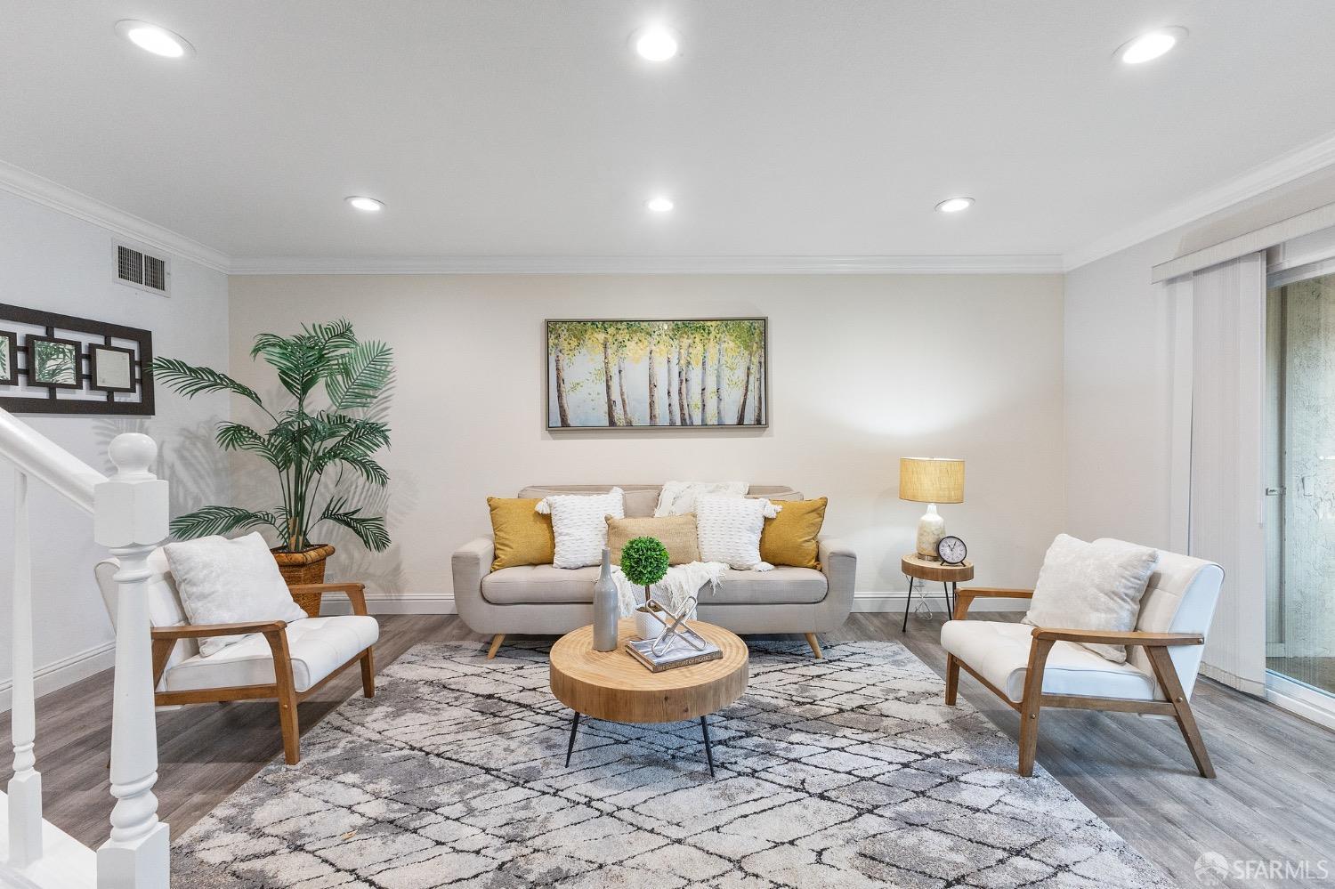 2700 Oak Road, Unit 17 Walnut Creek, CA 94597 - Photo 4 of 41