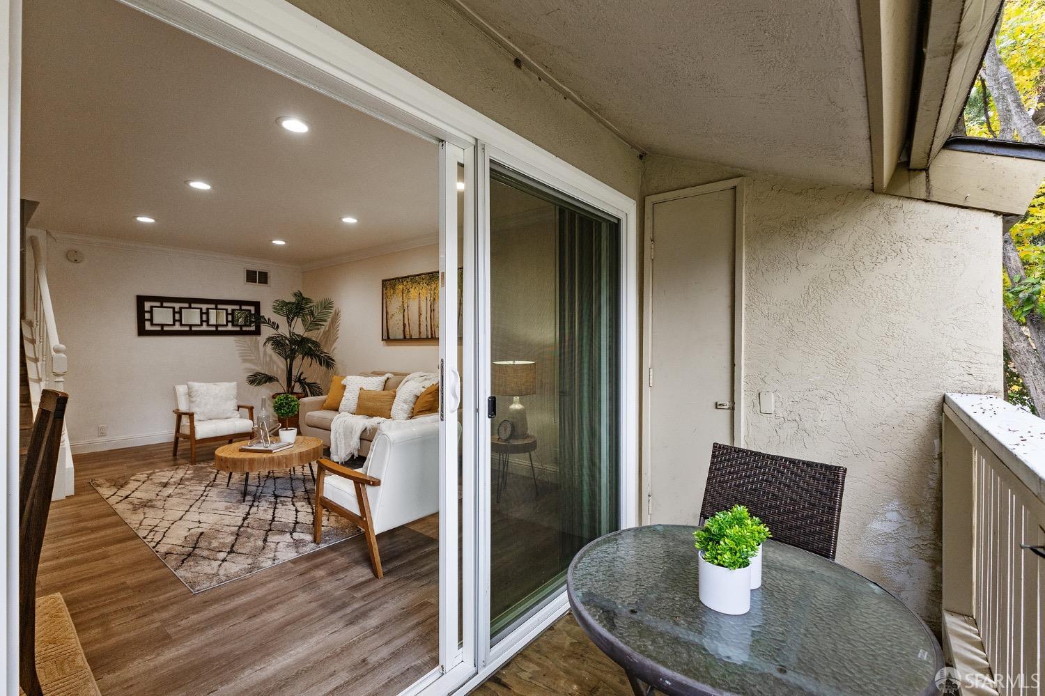 2700 Oak Road, Unit 17 Walnut Creek, CA 94597 - Photo 9 of 41