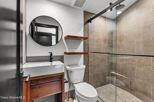 $5,799,000 | 1770-1808 Garfield Bay Road, Sagle, ID 83860