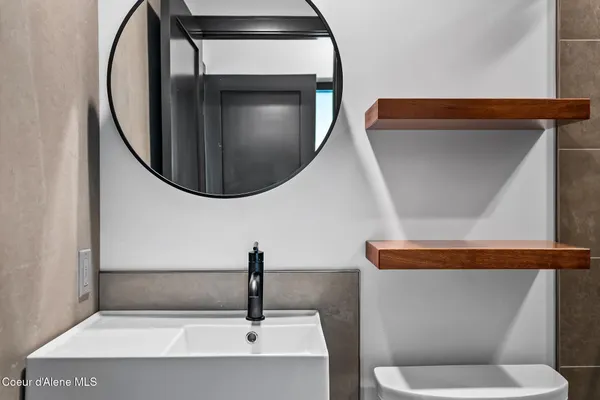 $5,799,000 | 1770-1808 Garfield Bay Road, Sagle, ID 83860