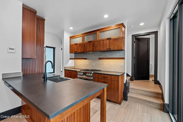 $5,799,000 | 1770-1808 Garfield Bay Road, Sagle, ID 83860