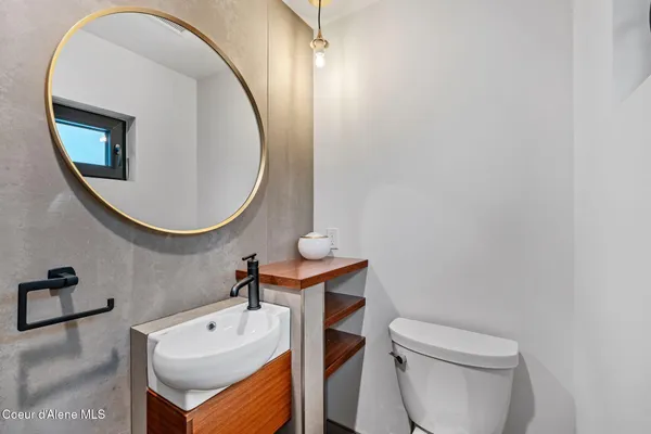 $5,799,000 | 1770-1808 Garfield Bay Road, Sagle, ID 83860