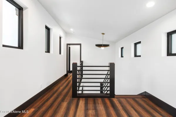 $5,799,000 | 1770-1808 Garfield Bay Road, Sagle, ID 83860