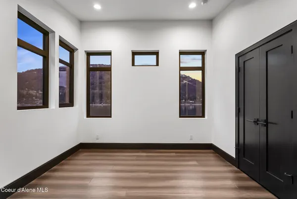 $5,799,000 | 1770-1808 Garfield Bay Road, Sagle, ID 83860