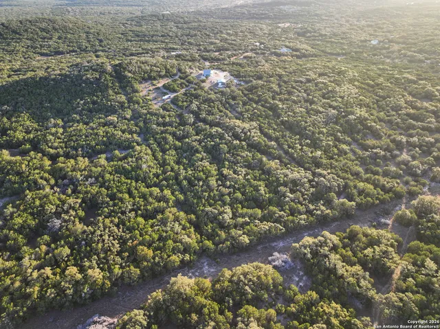 $239,000 | 100 County Road 242, Hondo, TX 78861