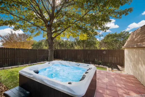 $330,000 | 10403 Alsfeld, Helotes, TX 78023