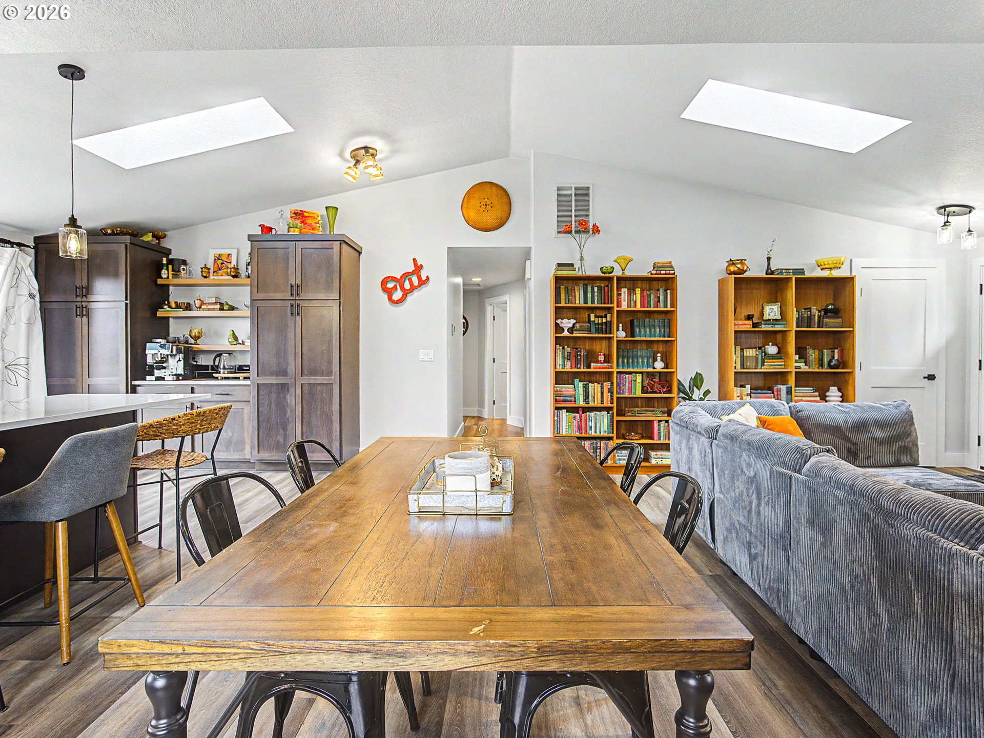 1413 Southwest 14th Street Gresham, OR 97080 - Photo 10 of 48