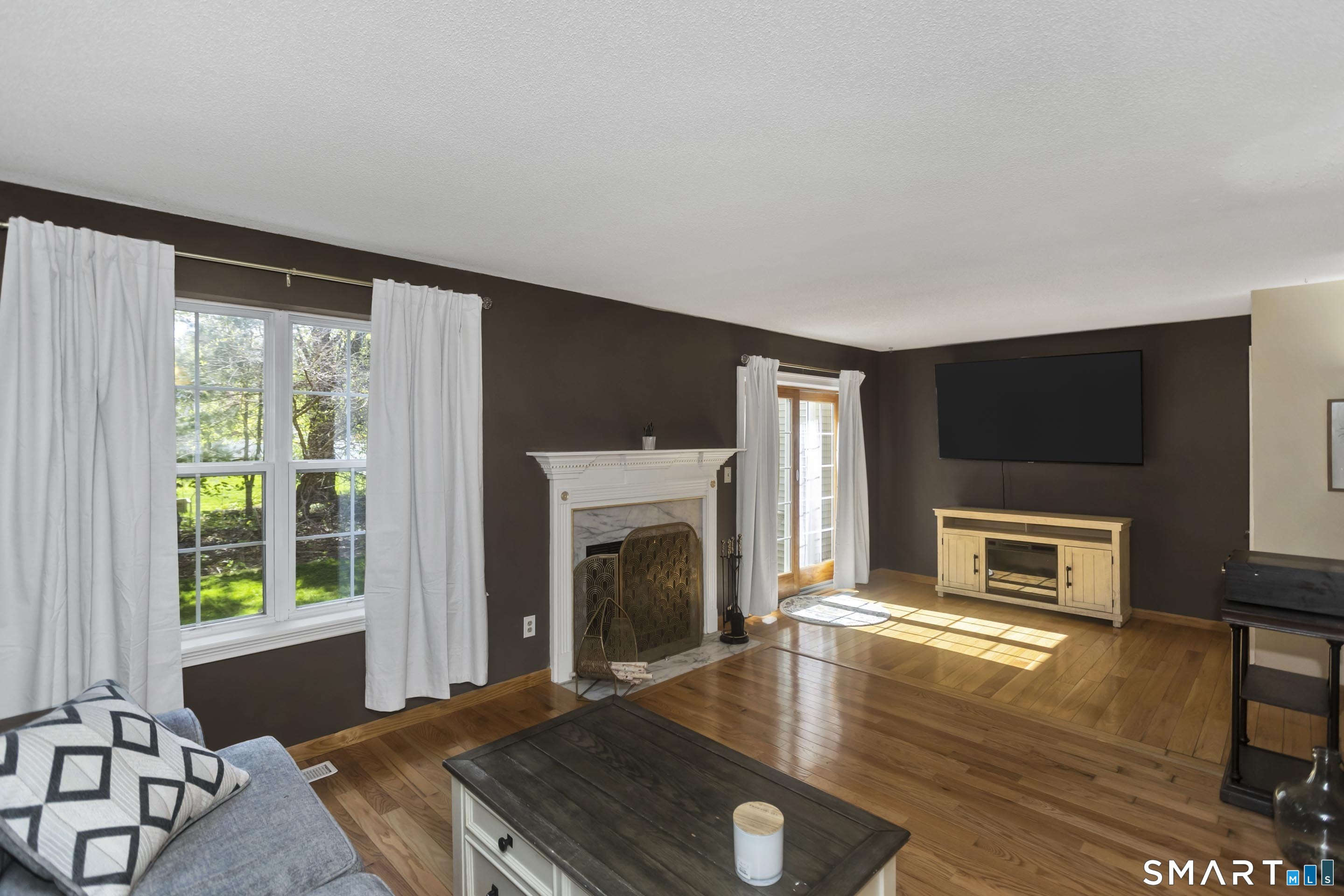 8 Dibble Hollow Lane, Unit 8 Windsor Locks, CT 06096 - Photo 3 of 12