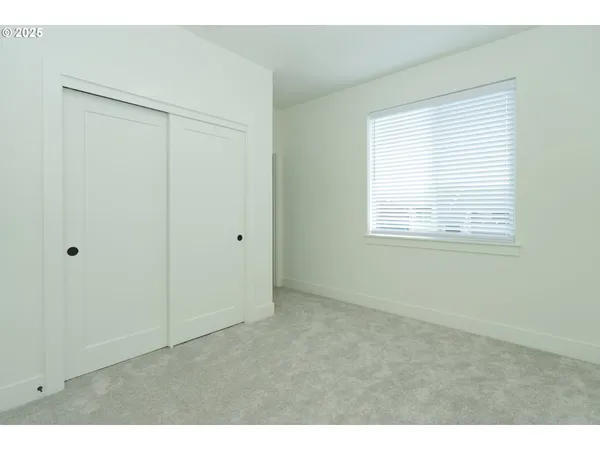 $259,900 | 2385 Southeast 135th Avenue, Unit 8, Portland, OR 97233