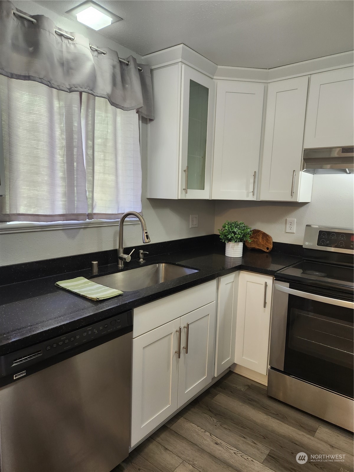 3269 Rickey Road Bremerton, WA 98310 - Photo 4 of 34 Gallery Image 4