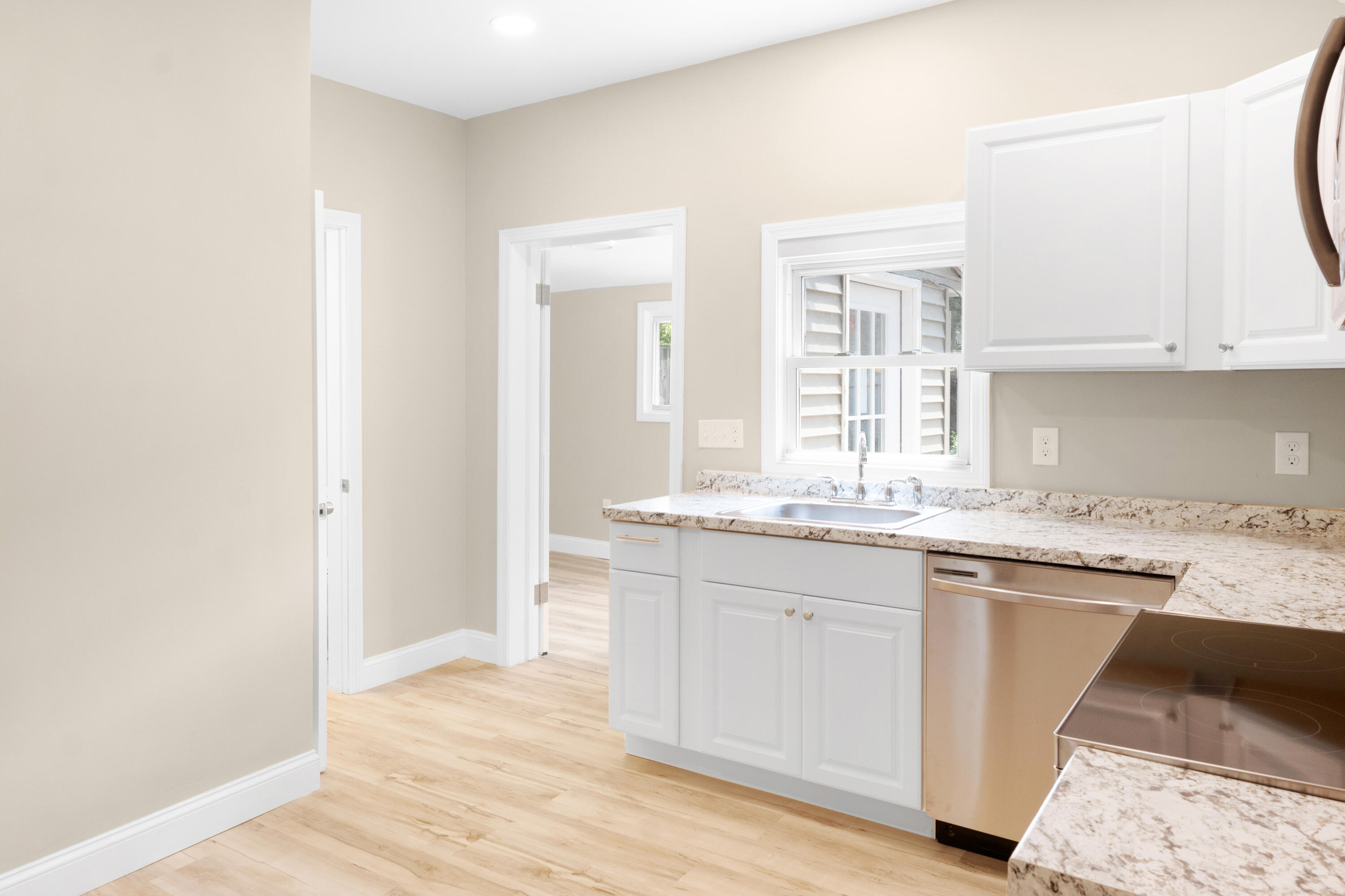 16 Madison Street Portland, ME 04101 - Photo 20 of 35 DSC04020