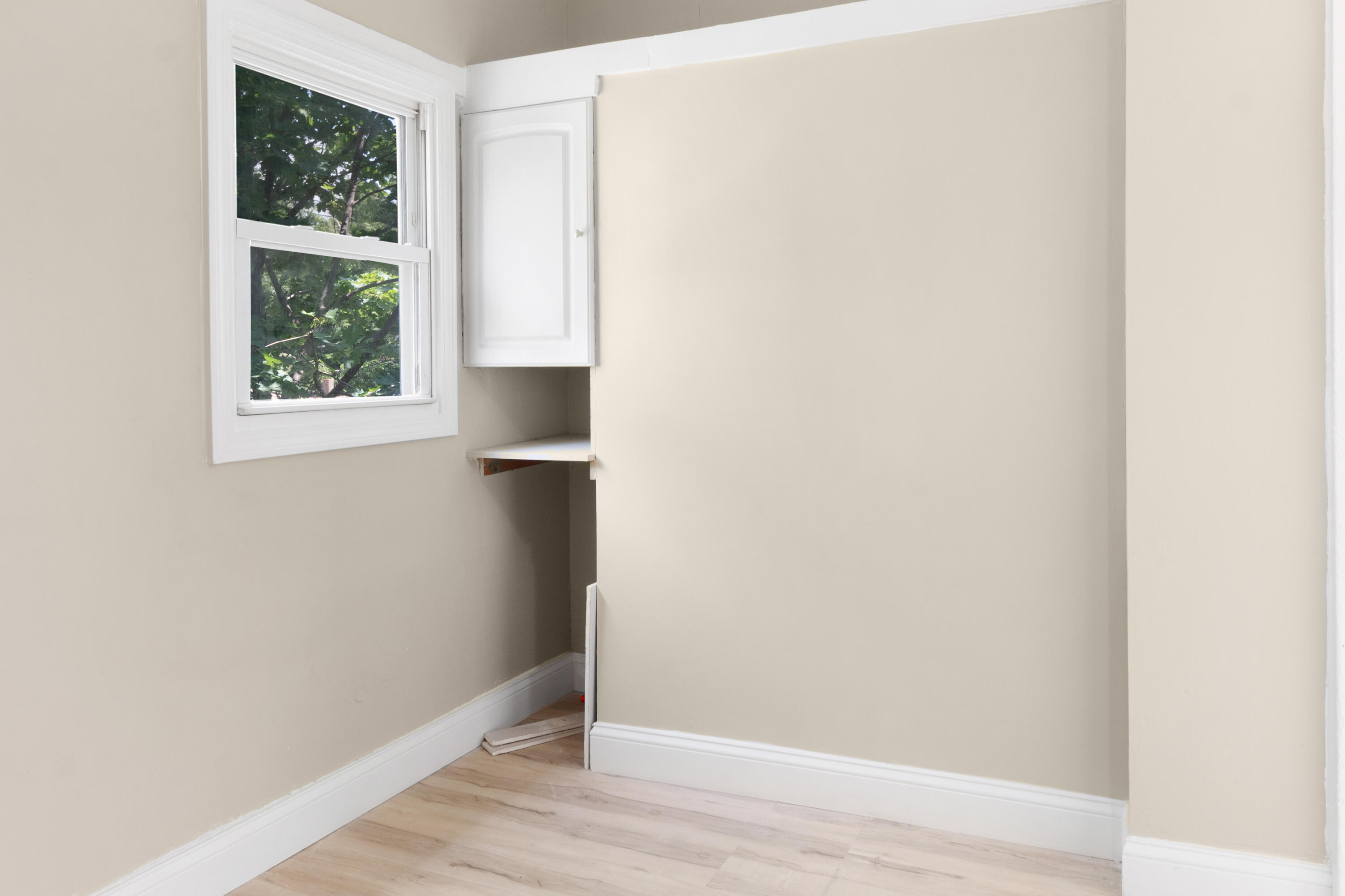 16 Madison Street Portland, ME 04101 - Photo 5 of 35 DSC04092