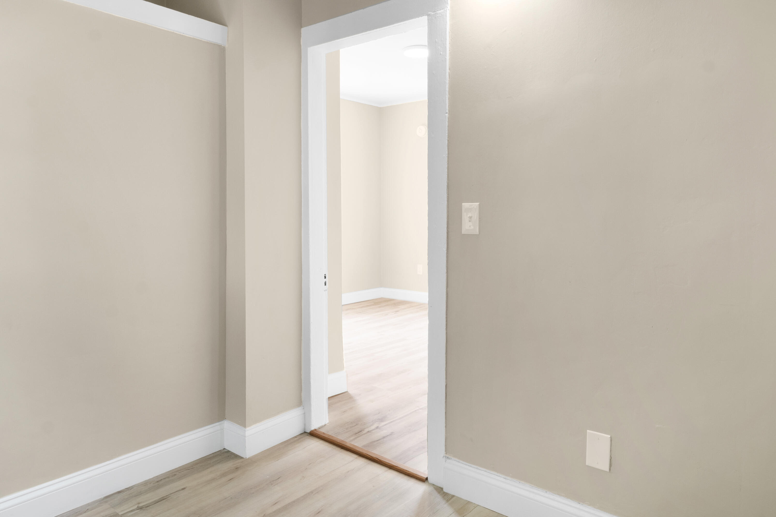 16 Madison Street Portland, ME 04101 - Photo 6 of 35 DSC04096