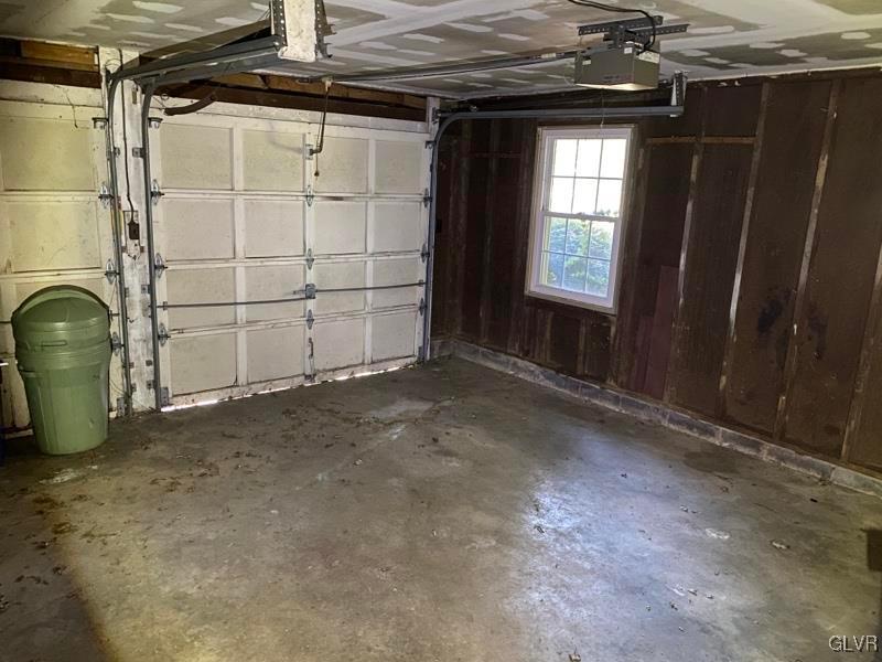 1029 Westgate Circle Bethlehem, PA 18017 - Photo 22 of 42 a view of a garage