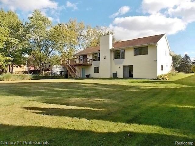 3790 Morgan Road Lake Orion, MI 48359 - Photo 26 of 28 Side Elevation