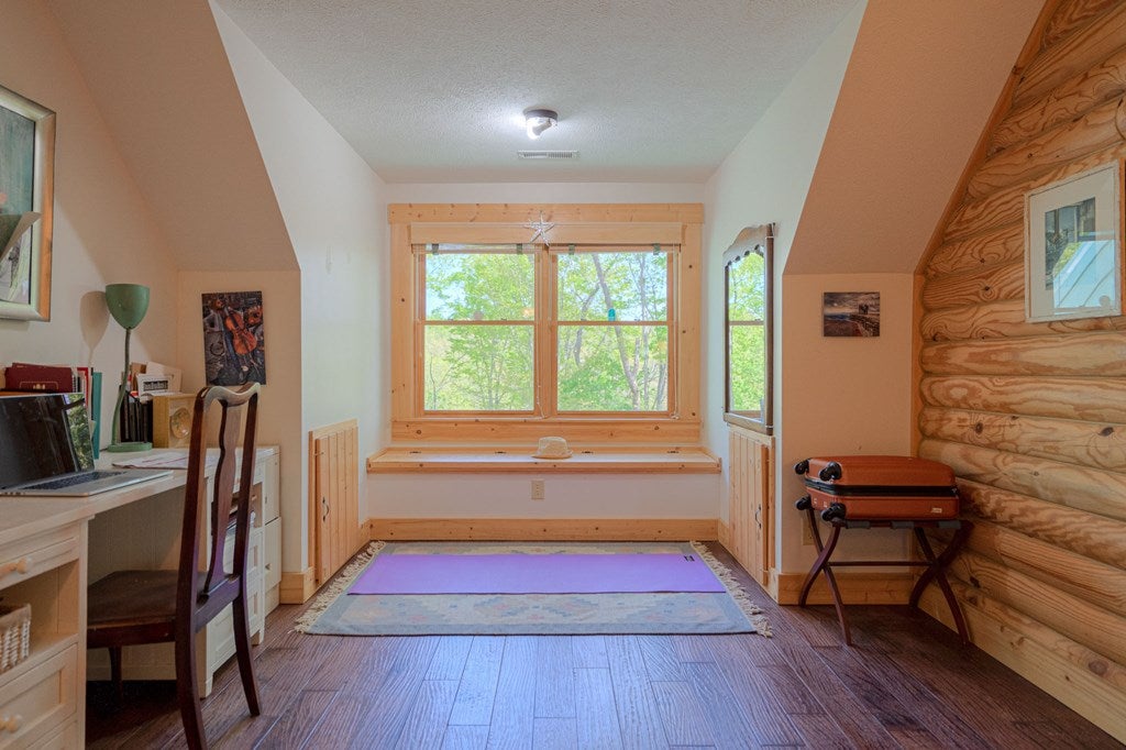 4752 Twin Coves Road Radford, VA 24141 - Photo 28 of 60 Gallery Image 28
