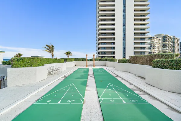 $1,195,000 | 5510 North Ocean Drive, Unit 11B, Singer Island, FL 33404