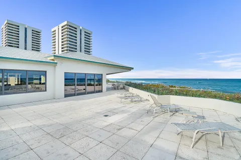 $1,195,000 | 5510 North Ocean Drive, Unit 11B, Singer Island, FL 33404