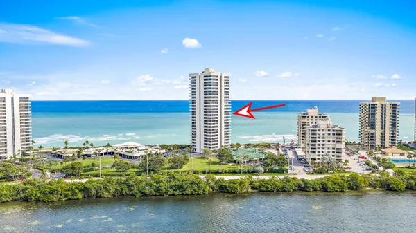 $1,195,000 | 5510 North Ocean Drive, Unit 11B, Singer Island, FL 33404