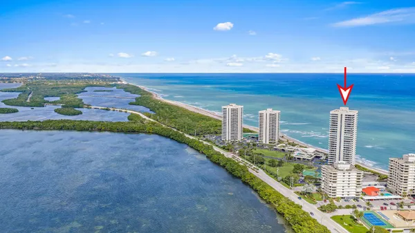 $1,195,000 | 5510 North Ocean Drive, Unit 11B, Singer Island, FL 33404