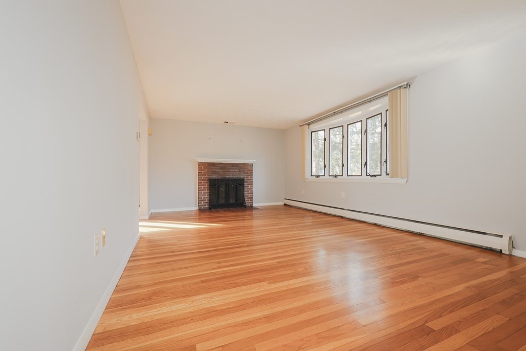 1 Davida Road Burlington, MA 01803 - Photo 3 of 30 Gallery Image 3
