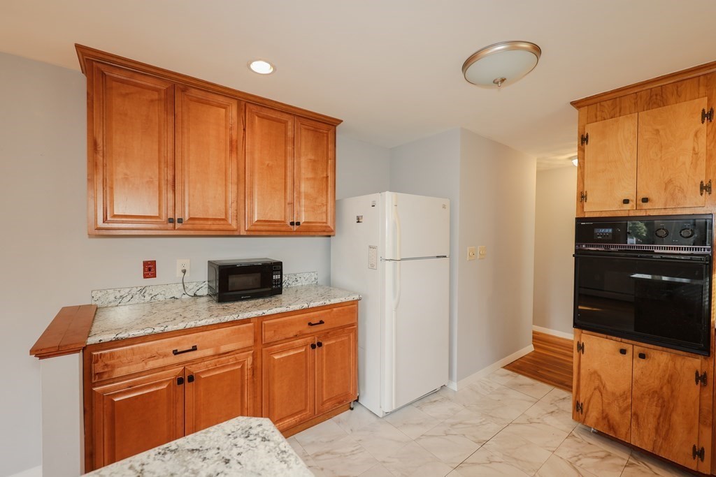 1 Davida Road Burlington, MA 01803 - Photo 10 of 30 Gallery Image 10