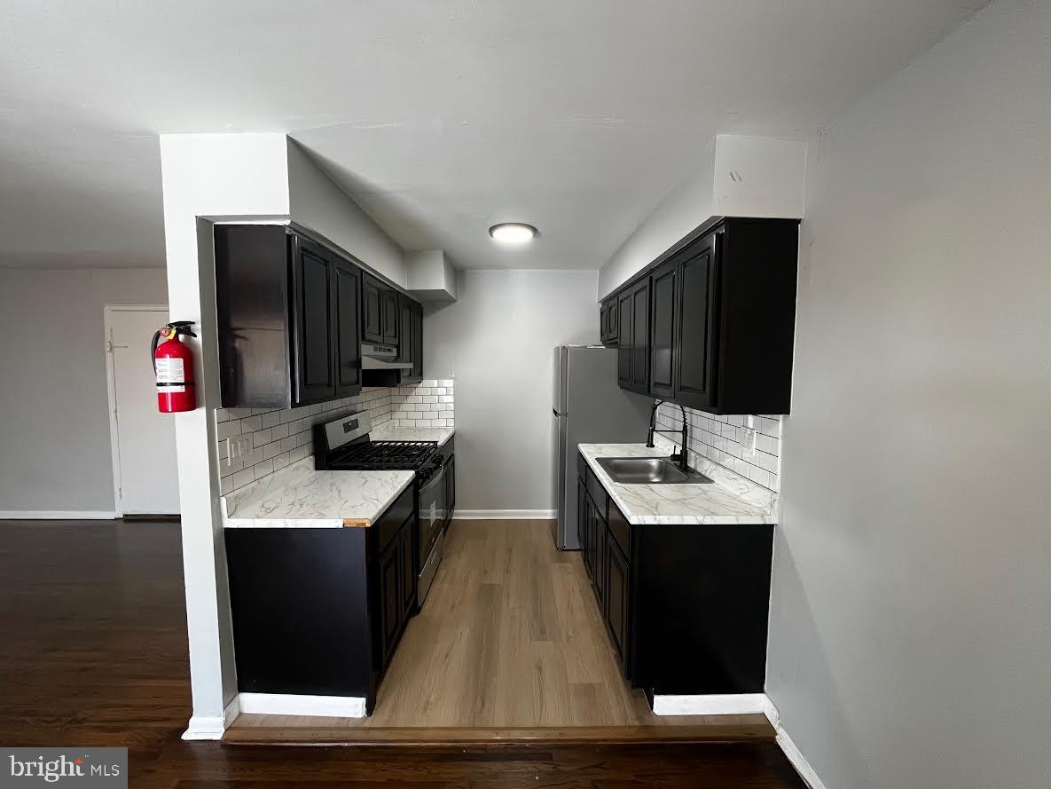 91 Oak Street, Unit C38 Clementon, NJ 08021 - Photo 3 of 14 Updated Kitchen