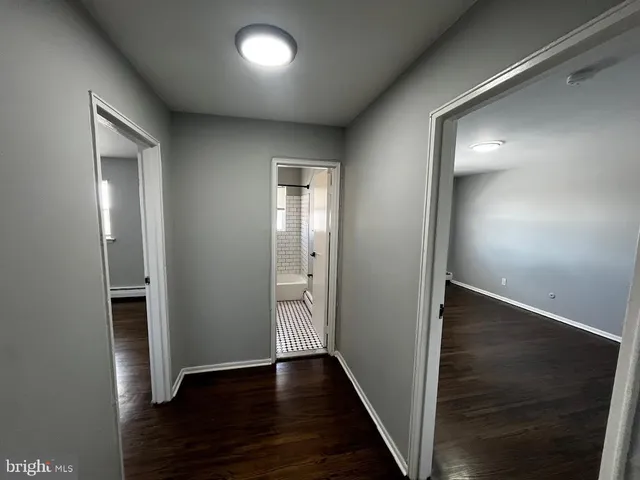 wooden floor in an empty room with wooden floor