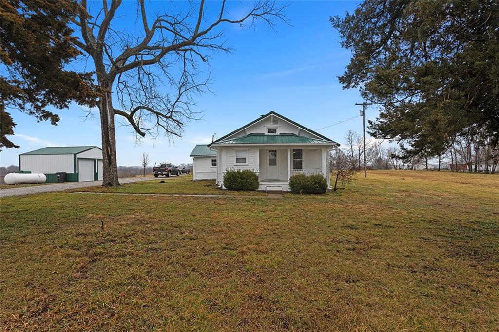 14001 Cameron Road Excelsior Springs, MO 64024 - Photo 24 of 26