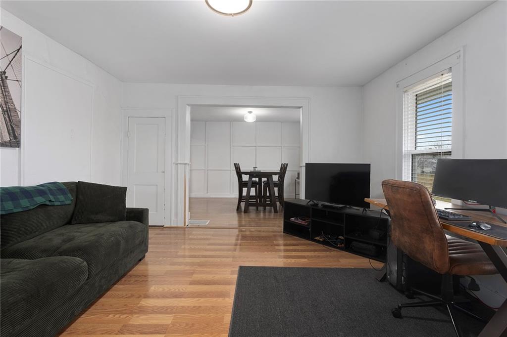 14001 Cameron Road Excelsior Springs, MO 64024 - Photo 3 of 26