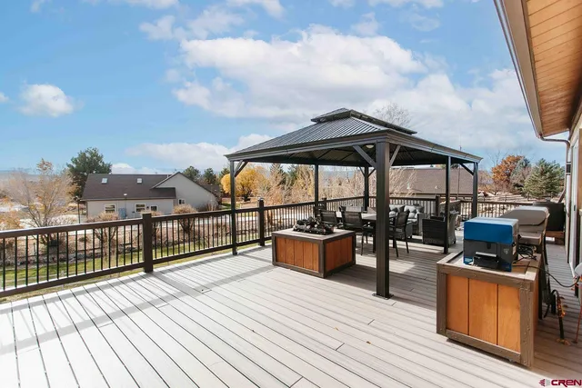 a view of a terrace with seating space