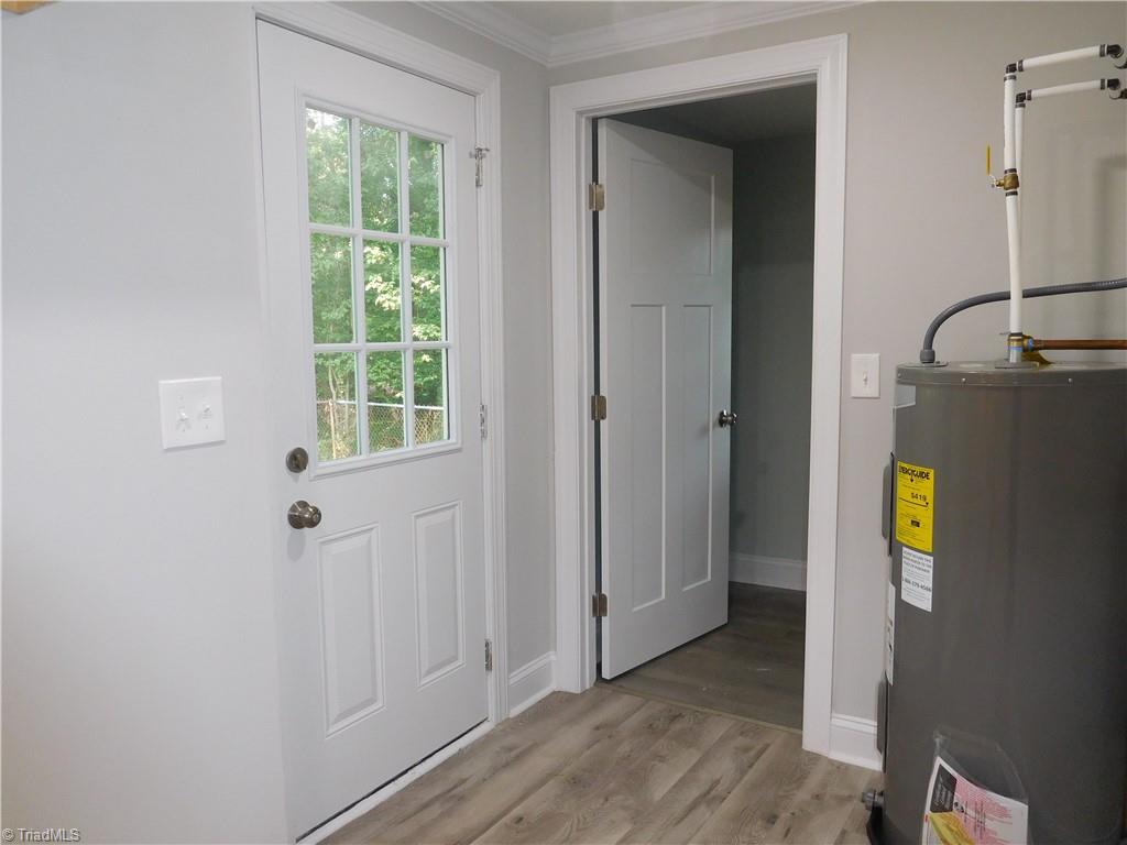 1324 Motor Road Winston-Salem, NC 27105 - Photo 12 of 27 Kitchen is open to LR.
