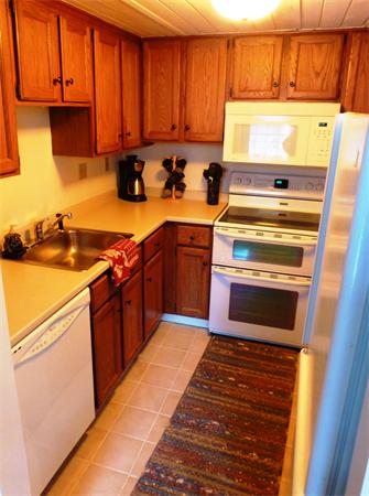 50 Rantoul Street, Unit 508S Beverly, MA 01915 - Photo 8 of 16 Gallery Image 8