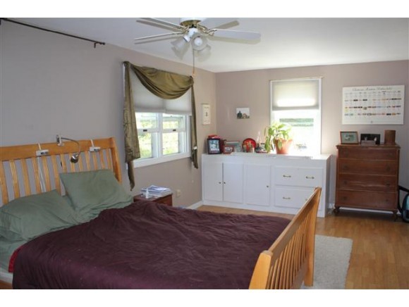 194 Macrae Road Colchester, VT 05446 - Photo 13 of 21 Gallery Image 13