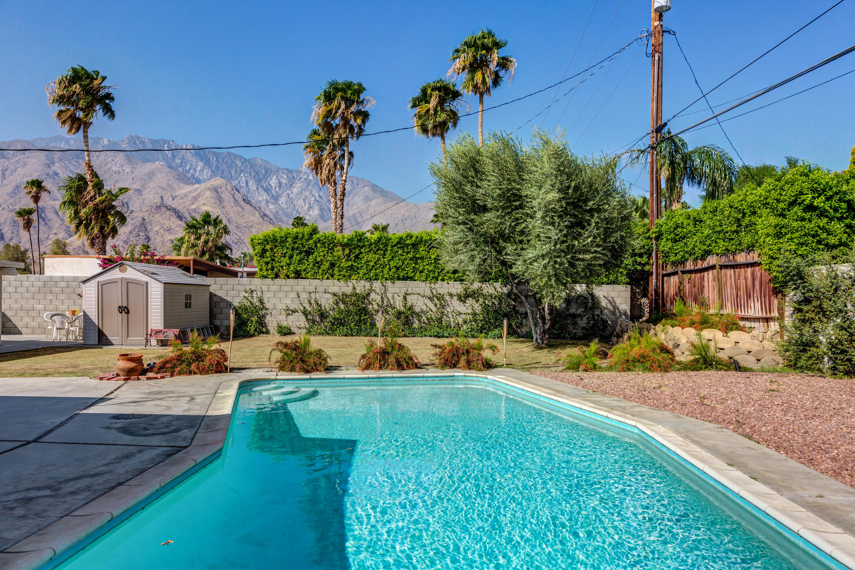 412 East Racquet Club Road Palm Springs, CA 92262 - Photo 3 of 9 IMG_0125_6_7